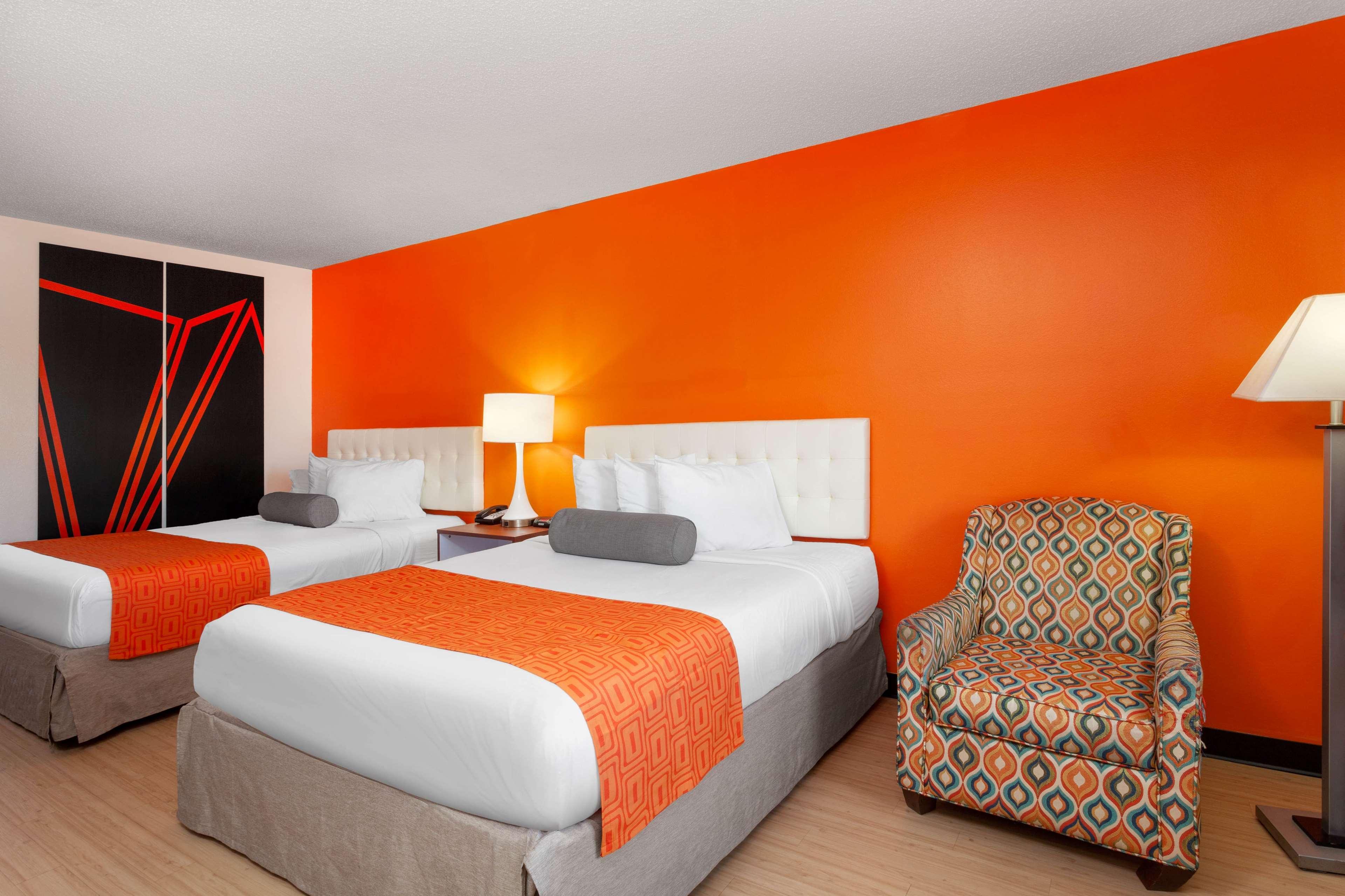 Howard Johnson By Wyndham Vero Beach/I-95 Bagian luar foto