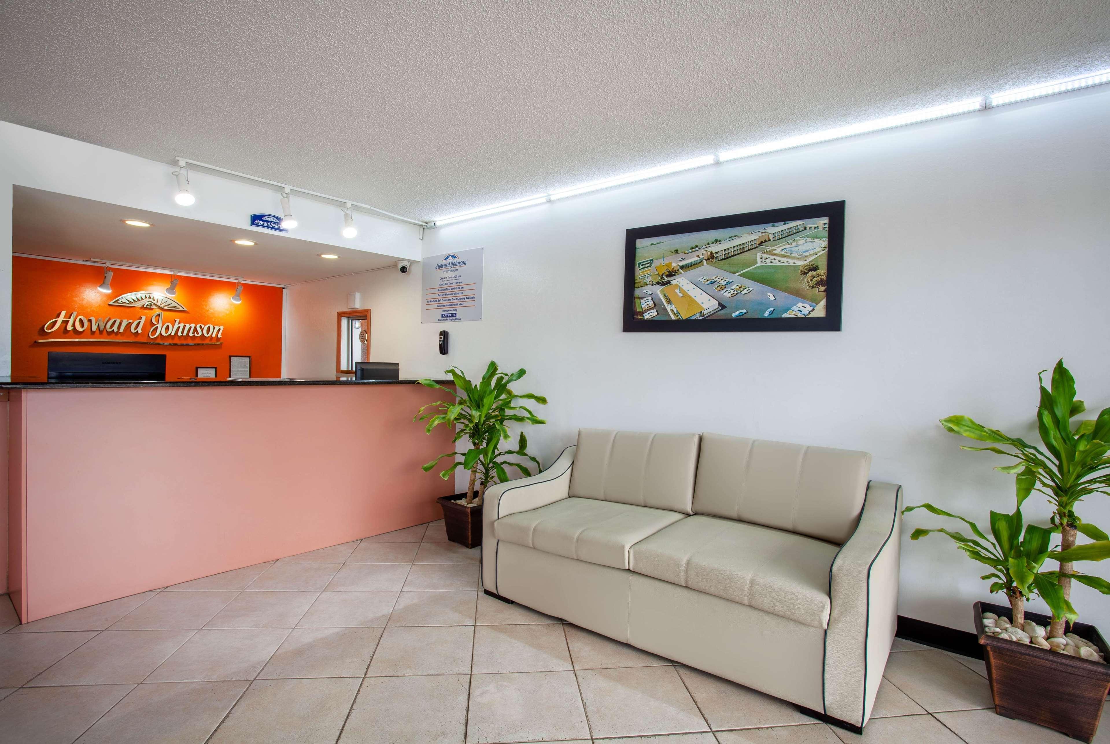Howard Johnson By Wyndham Vero Beach/I-95 Bagian luar foto