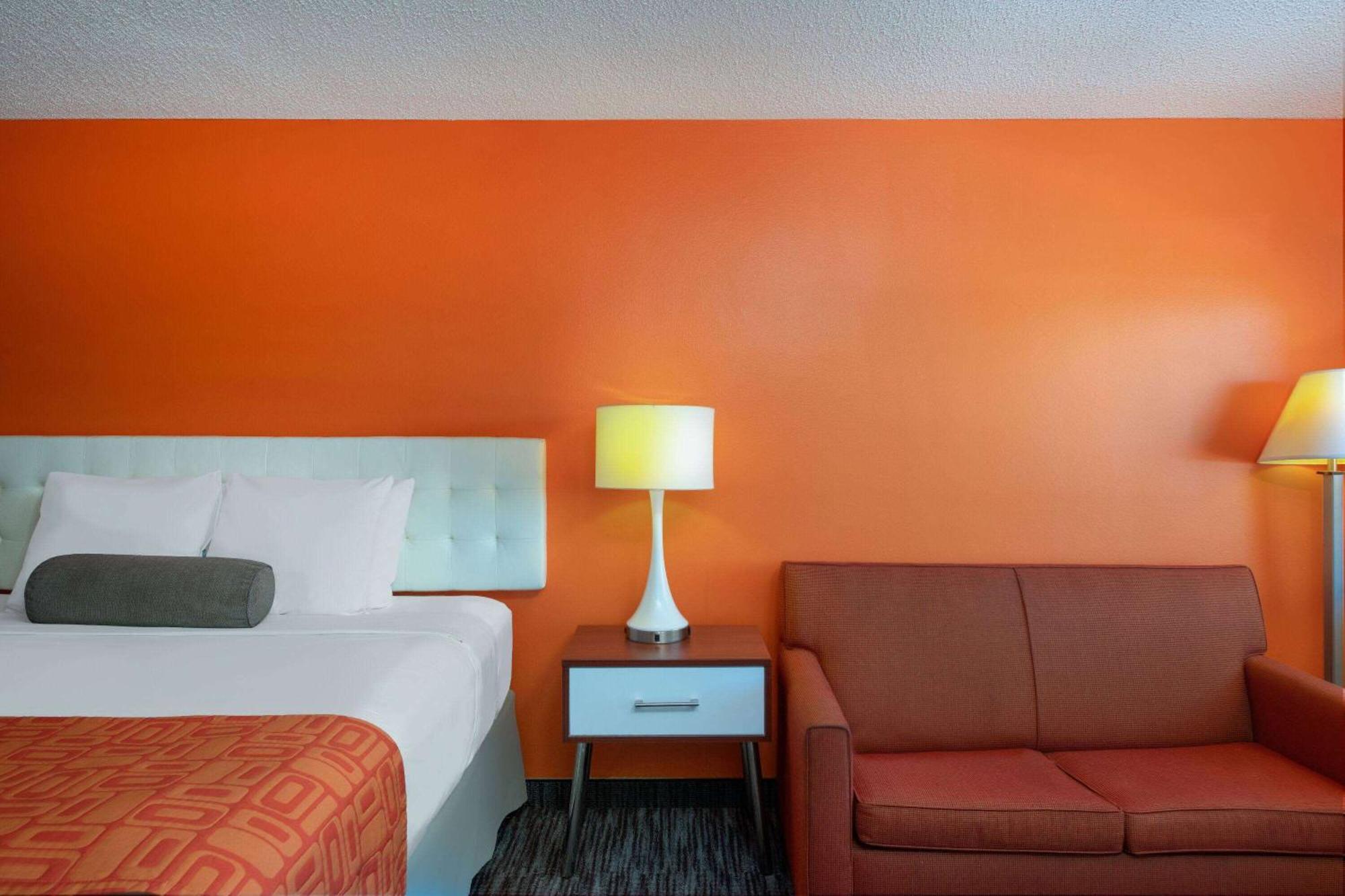 Howard Johnson By Wyndham Vero Beach/I-95 Bagian luar foto