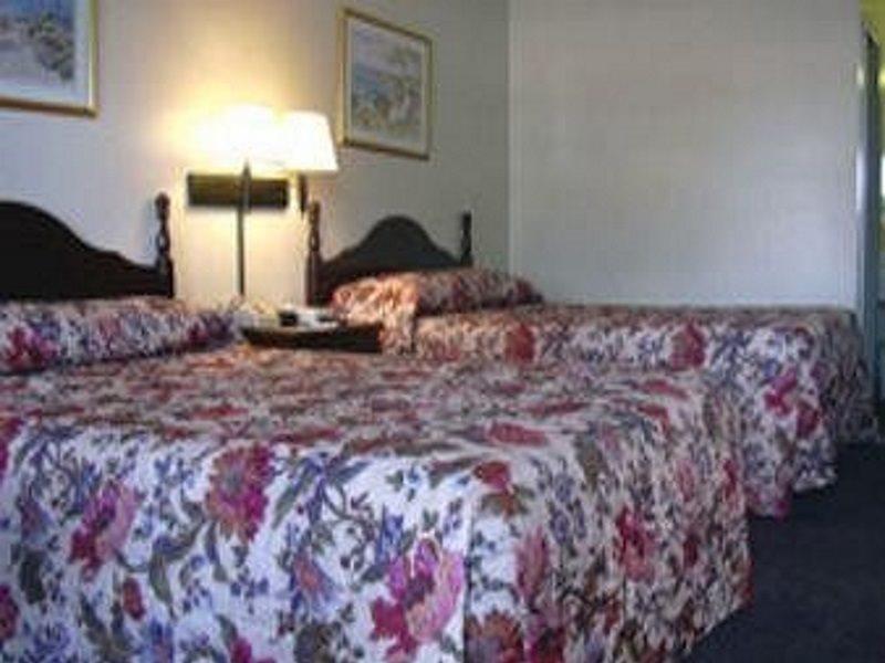 Howard Johnson By Wyndham Vero Beach/I-95 Ruang foto